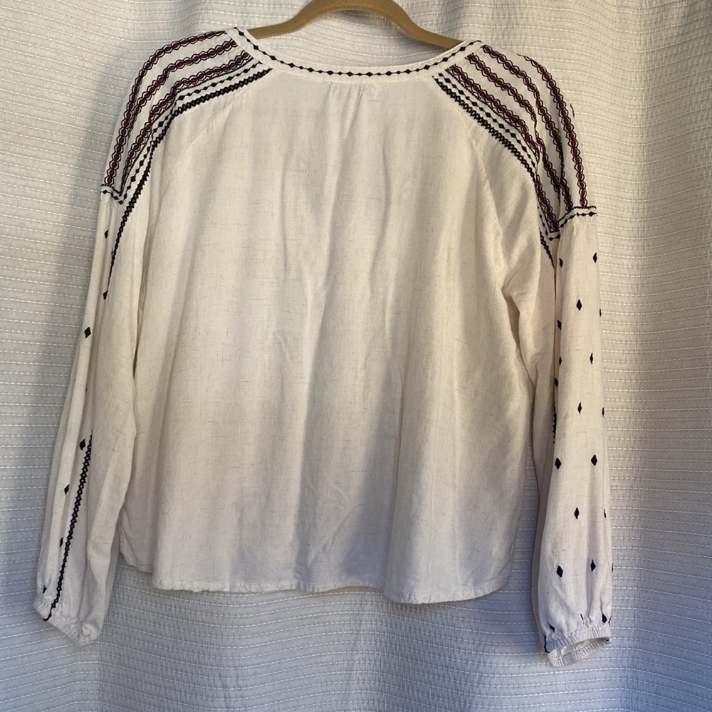 Adorable Boho blouse - Picture 3 of 3